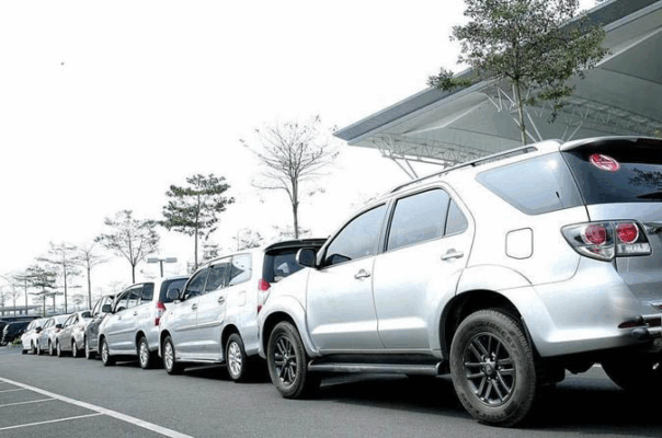 Đặt xe đưa đón sân bay Nội Bài tin cậy và an toàn 3 Lý do nên chọn dịch vụ xe đưa đón sân bay Nội Bài tại Xe Tiết Kiệm