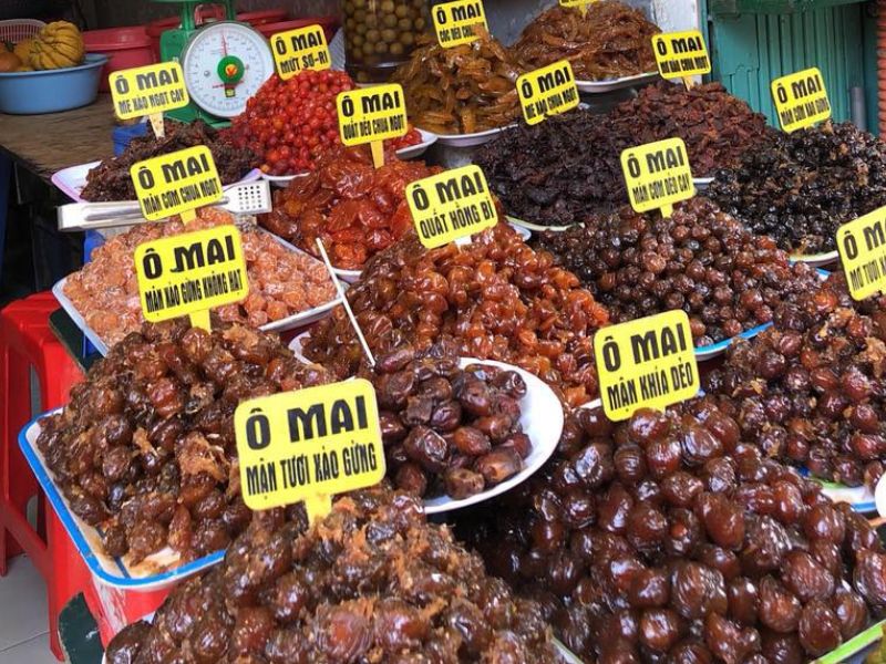 Các loại ô mai truyền thống: Sấu, mơ, mận, gừng