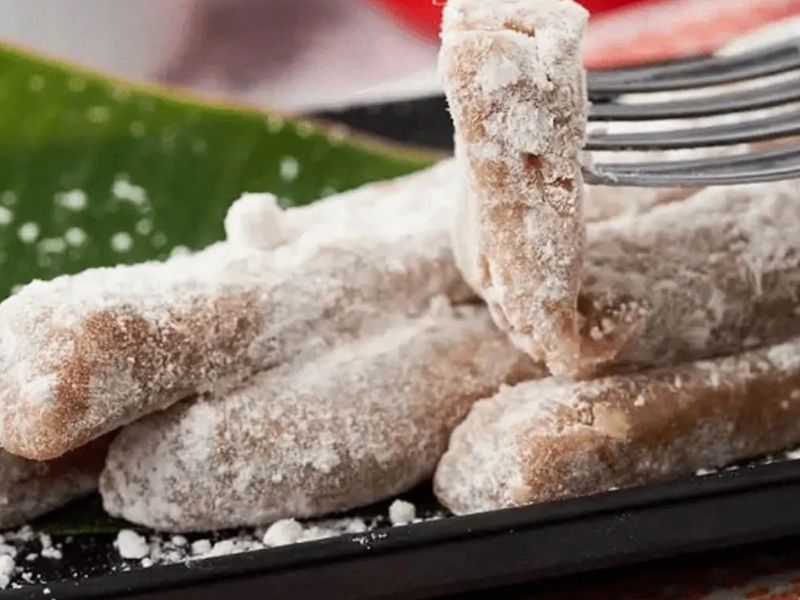 Đặc Sản Thanh Hóa – Top Món Ngon Ẩm Thực & Quà Biếu Ý Nghĩa 8 Bánh tráng dừa và chè lam